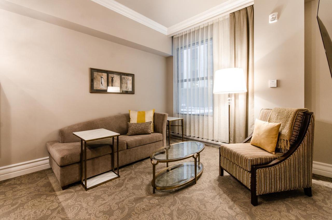 Hotel Birks Монреал Екстериор снимка A living room at the Residence Inn