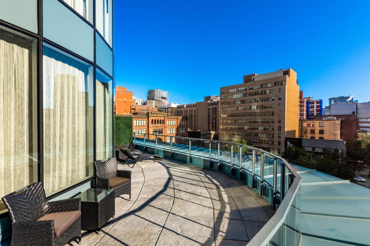 Hotel Birks Монреал Екстериор снимка The rooftop terrace